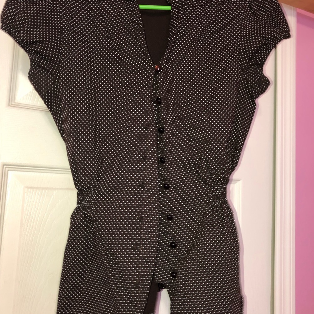 Polka dot bluse